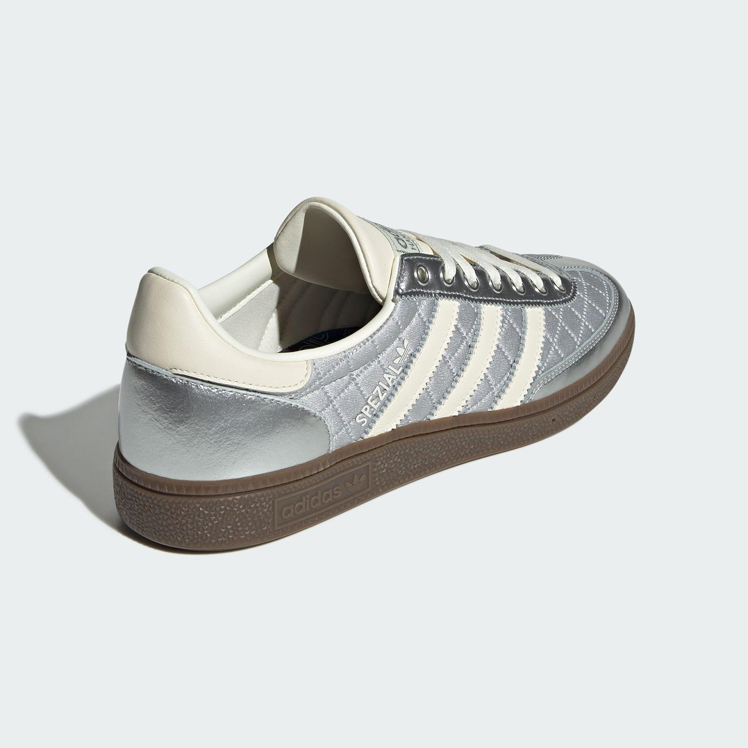 Scarpe da tavolo sportive e pe - Adidas Shoes Samba recensione e prezzo
